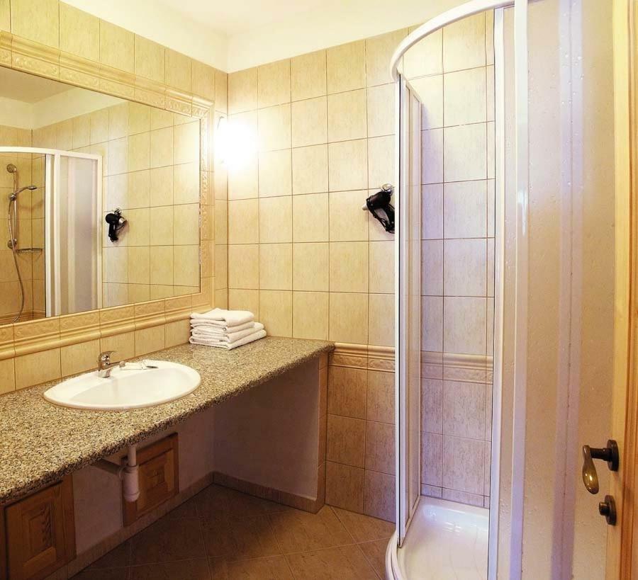 Penzion Teniscentrum Tatranska Lomnica Bagian luar foto